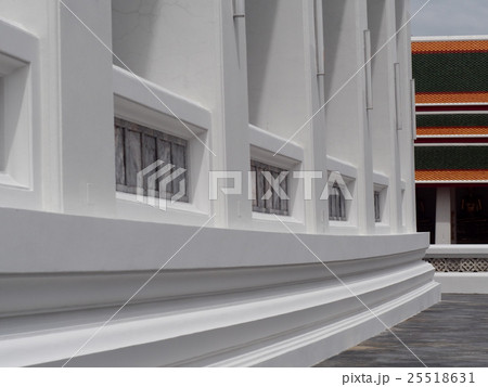 crop composition BANGKOK style religious building crop composition BANGKOK style religious building 25518631