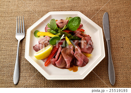 ローストビーフ・サラダ ローストビーフ・サラダ 25519193