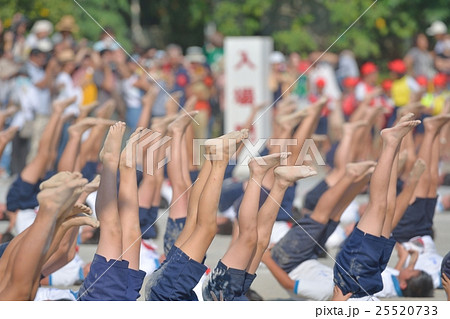 小学校運動会 組体操の写真素材