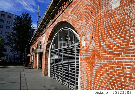 10月　都市風景1717神田万世橋・レンガ高架橋・架道橋 25523202