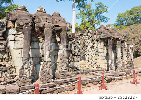 アンコール・トム（アンコール遺跡群）　カンボジア・シェムリアップ 25523227