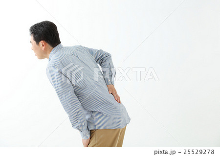 ミドル男性（腰痛） 25529278