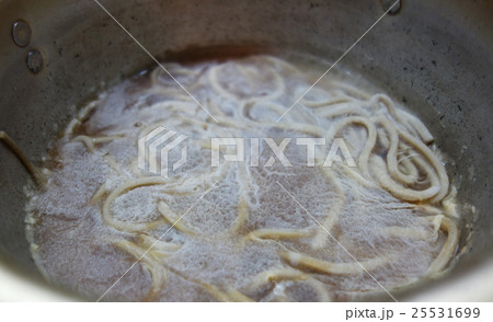 カビが生えた麺の写真素材