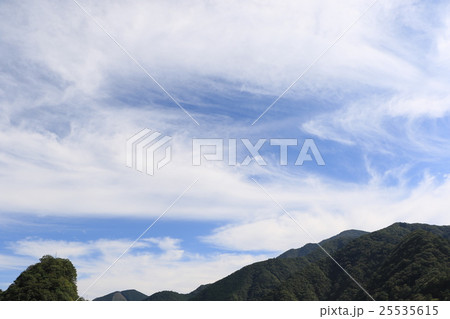 秋の空 25535615