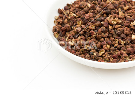 カホクザンショウ　花椒　カショウ　四川山椒: Sichuan pepper 25539812