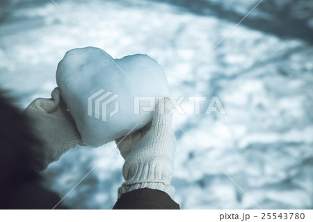 ハート型の雪 ハート型の雪 25543780