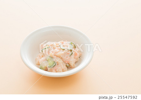 タラモサラダ 明太ポテトサラダ 白バック タラモサラダ 明太ポテトサラダ 白バック 25547592