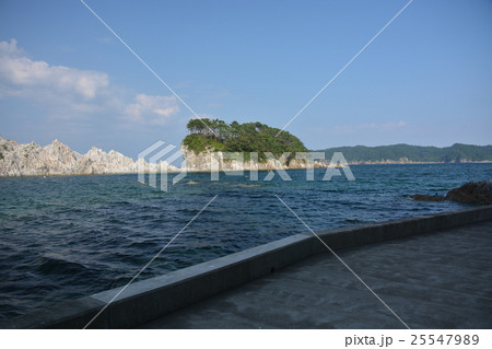 東北・三陸・宮古・浄土ヶ浜　遊歩道からの眺め（４） 25547989