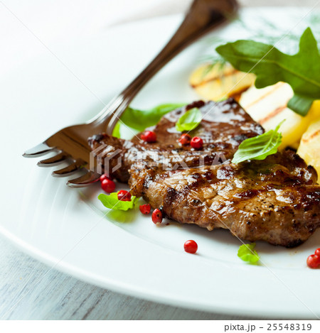 food and drink 25548319