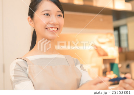 shopping complex 撮影協力:TENOHA DAIKANYAMA shopping complex 撮影協力:TENOHA DAIKANYAMA 25552801