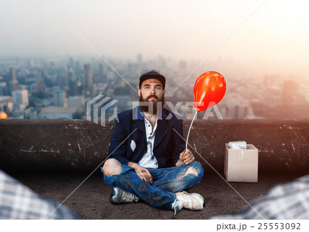 Vagrant with ballon 25553092