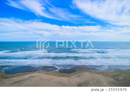 木戸浜海水浴場周辺を空撮 25555970
