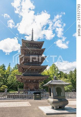 定義山西方寺の五重塔 25557793