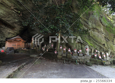 四国霊場第71番札所「弥谷寺」水場之堂 25566334