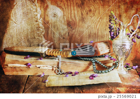 retro scratched effect concept arabian faith with book and flowe 25569021