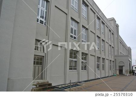 慣行文化交流センター「山形まなび館」 25570310