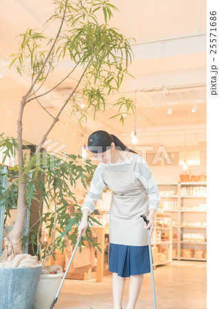 shopping complex 撮影協力:TENOHA DAIKANYAMA shopping complex 撮影協力:TENOHA DAIKANYAMA 25571686