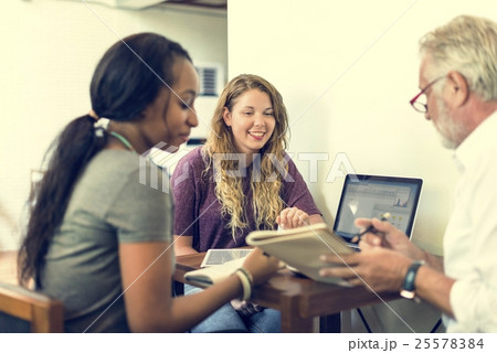 Friends Working Discussion Meeting Sharing Ideas Concept 25578384