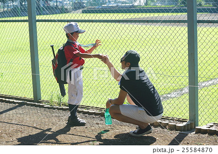 夢を追う親子 少年野球 夢を追う親子 少年野球 25584870