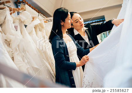 晩婚夫婦のウエディング 打ち合わせ 晩婚夫婦のウエディング 打ち合わせ 25585627