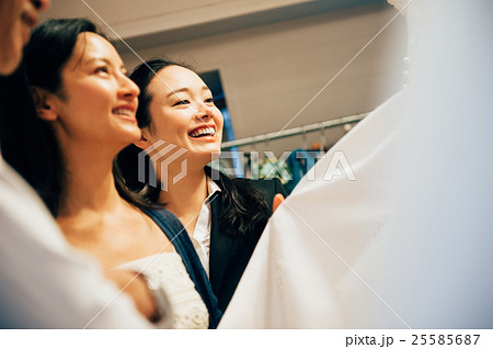 晩婚夫婦のウエディング 打ち合わせ 25585687