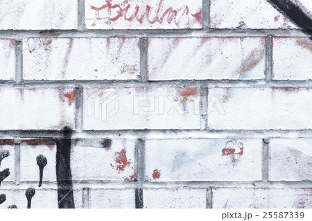 White brick wall background 25587339