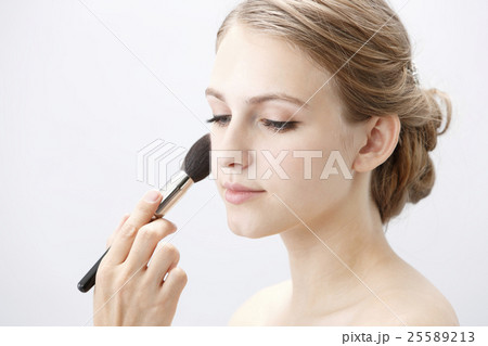 ブライダルビューティーショット　　メイキャップ 25589213