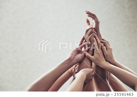 Collaboration 25591463