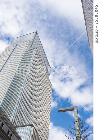 日本橋室町の都市風景 25595045