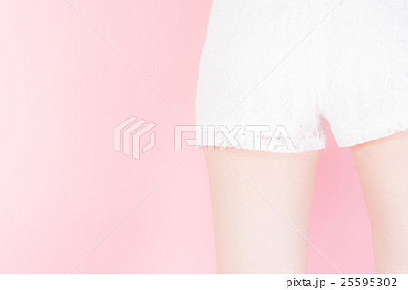 ビューティー　ポートレート　女性 25595302