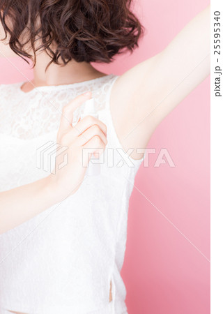 ビューティー ポートレート 女性 ビューティー ポートレート 女性 25595340