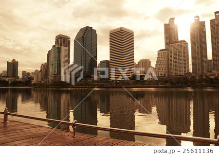 Benjakitti Park（バンコク、ベンジャキティ公園） 25611136