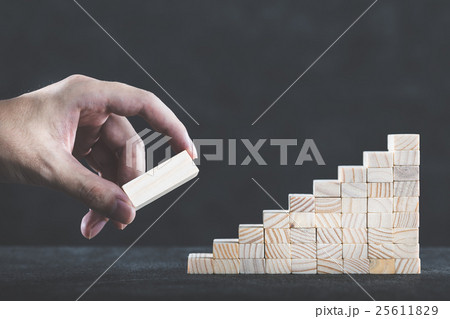 ステップアップ 25611829