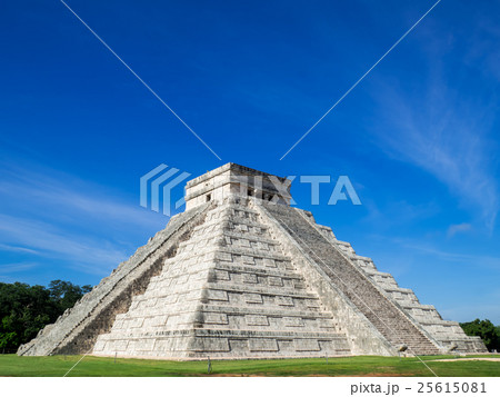 ククルカンのピラミッド　メキシコ 25615081