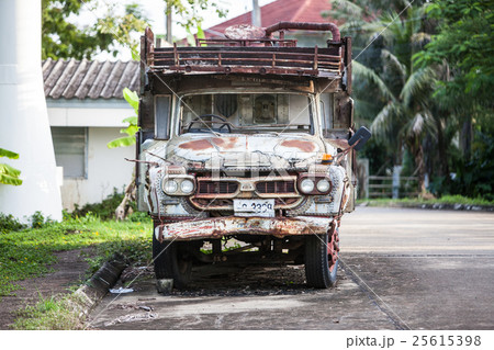 old broken truck old broken truck 25615398