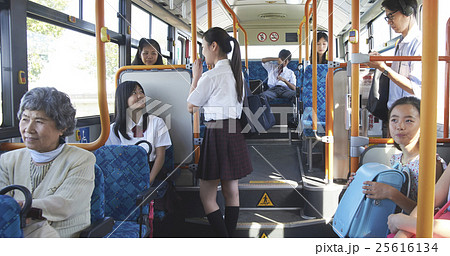 バス車内 イメージの写真素材