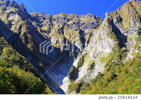 谷川岳一ノ倉沢 谷川岳一ノ倉沢 25619334