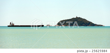Empty Bulk Carrier in the Gulf of La Spezia Italy Empty Bulk Carrier in the Gulf of La Spezia Italy 25625984