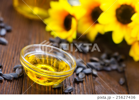 sunflower oil 25627436