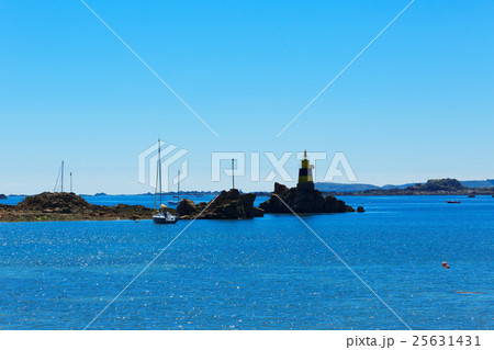 ブレア島の干潮時の湾の景観 ブレア島の干潮時の湾の景観 25631431