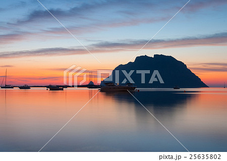 Evening scene with Tavolara Island,Sardinia, Italy Evening scene with Tavolara Island,Sardinia, Italy 25635802