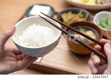 食事 25637047