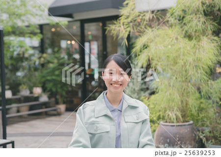 shopping complex 撮影協力:TENOHA DAIKANYAMA shopping complex 撮影協力:TENOHA DAIKANYAMA 25639253