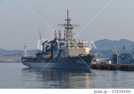 【海上自衛隊 (アレイからすこじま)】 広島県呉市昭和町 25639400