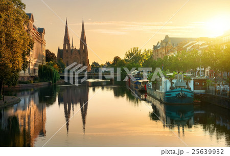 Church of Saint  Paul 25639932