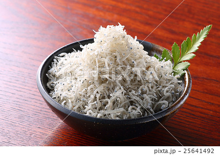 ちりめんじゃこ 25641492