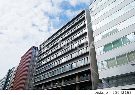 オフィスビル 25642162
