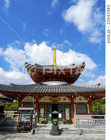 名古屋の都市風景・八事興正寺 25642983