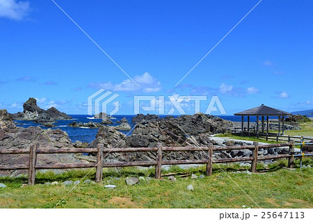 佐渡ヶ島　千本鼻海岸 25647113