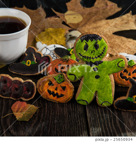 Homemade delicious ginger biscuits for Halloween 25650934